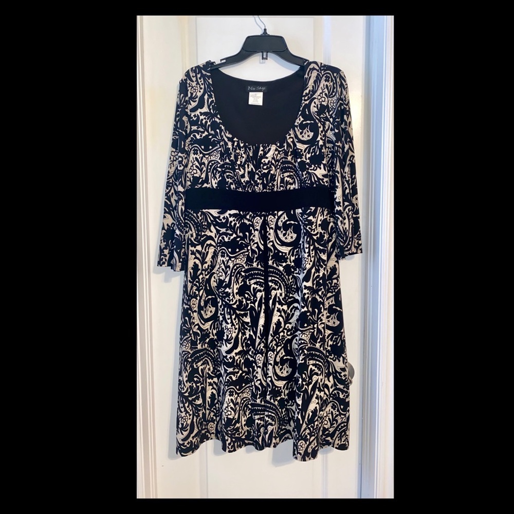 🖤Black & 🤍Cream Dress
